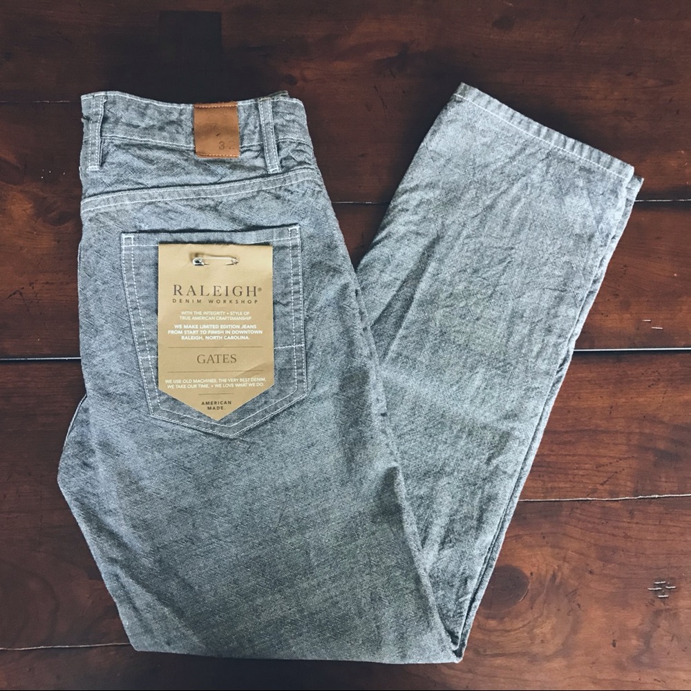 [SOLD] BNWT Raleigh Denim Workshop Gates Jeans 28